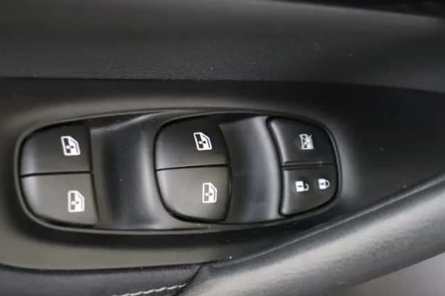 Nissan Qashqai (2021) thumbnail 24