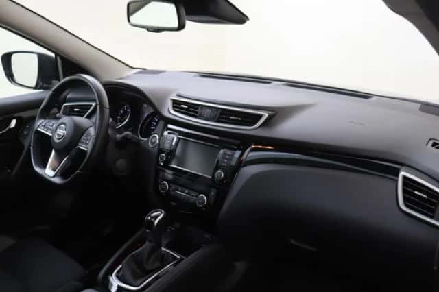 Nissan Qashqai (2021) thumbnail 5
