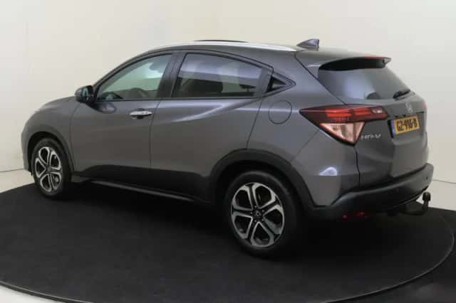 Honda HR-V (2015) thumbnail 3