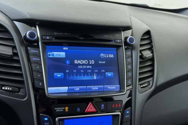 Hyundai i30 (2017) thumbnail 20