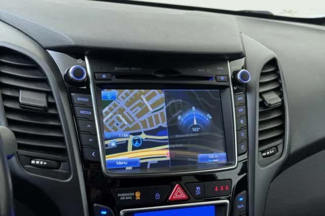 Hyundai i30 (2017) thumbnail 21