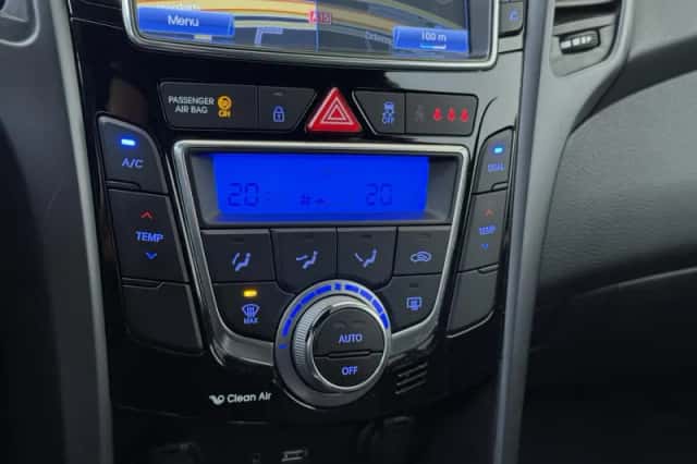 Hyundai i30 (2017) thumbnail 23