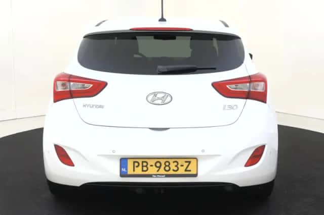 Hyundai i30 (2017) thumbnail 7
