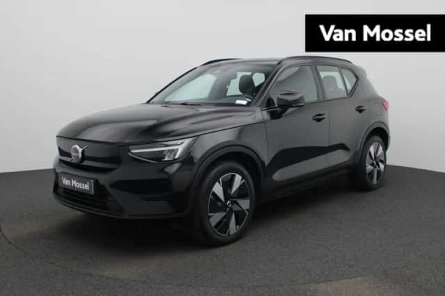 Volvo XC40 (2024) thumbnail 1