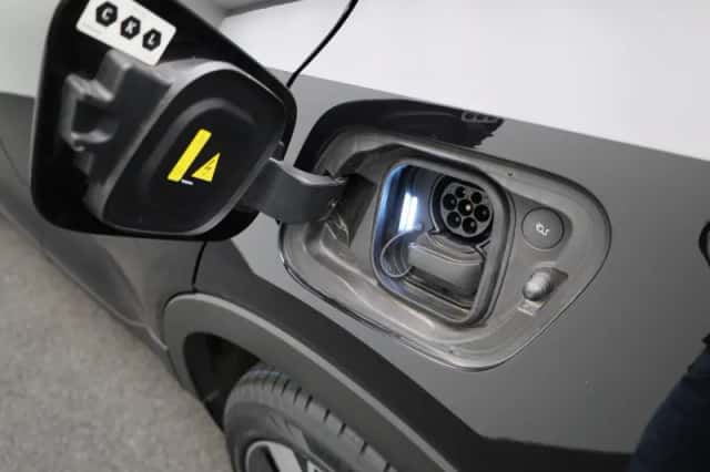 Volvo XC40 (2024) thumbnail 13