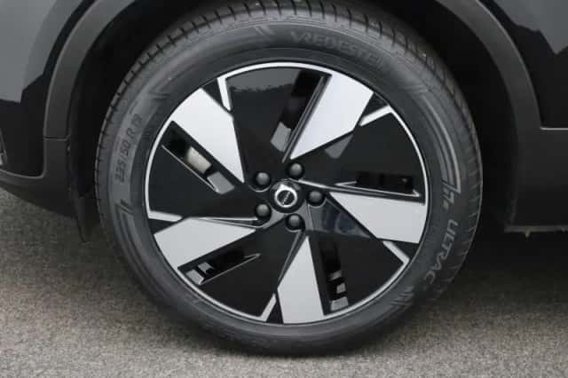 Volvo XC40 (2024) thumbnail 14
