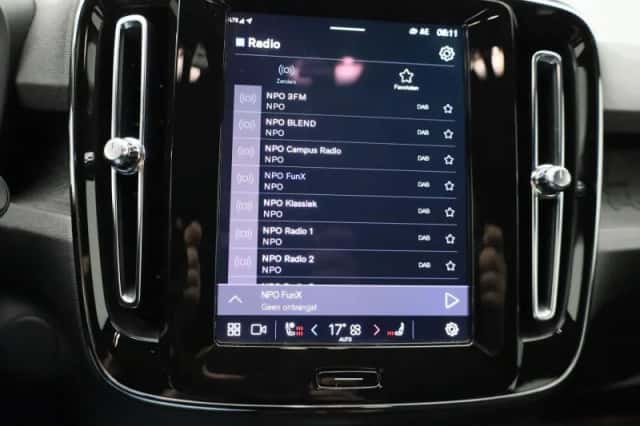 Volvo XC40 (2024) thumbnail 21