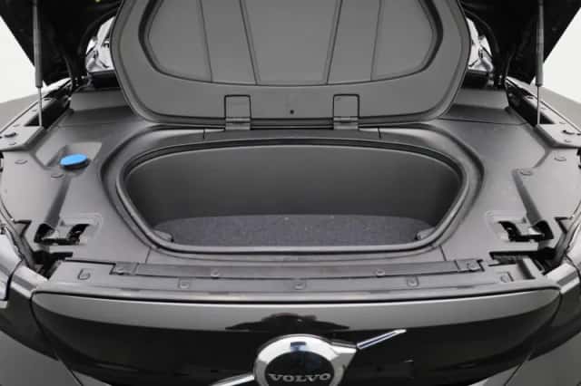 Volvo XC40 (2024) thumbnail 30