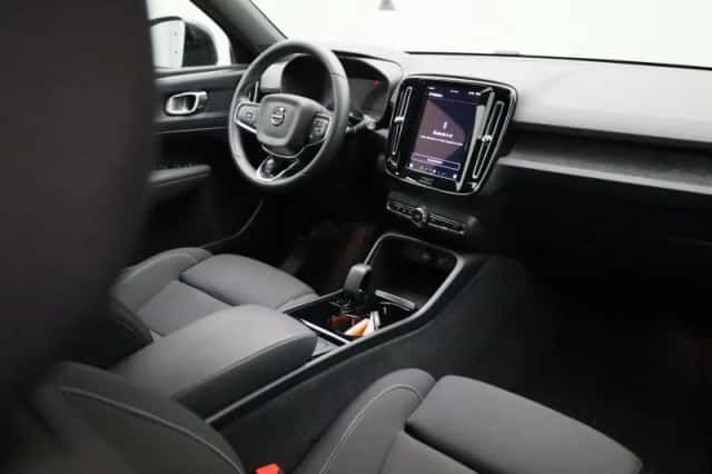 Volvo XC40 (2024) thumbnail 34