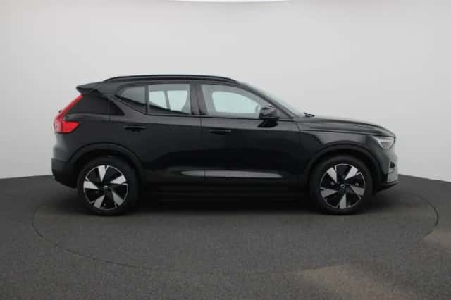 Volvo XC40 (2024) thumbnail 6