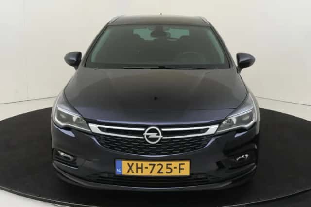 Opel Astra (2019) thumbnail 2