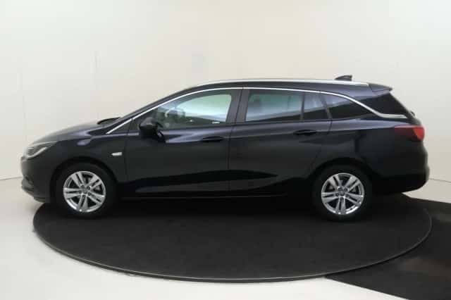 Opel Astra (2019) thumbnail 4