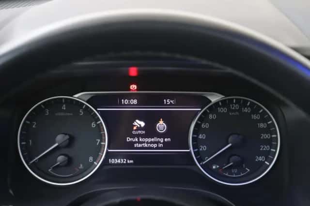 Nissan Qashqai (2022) thumbnail 16