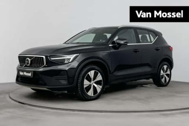 Volvo XC40 (2023) thumbnail 1