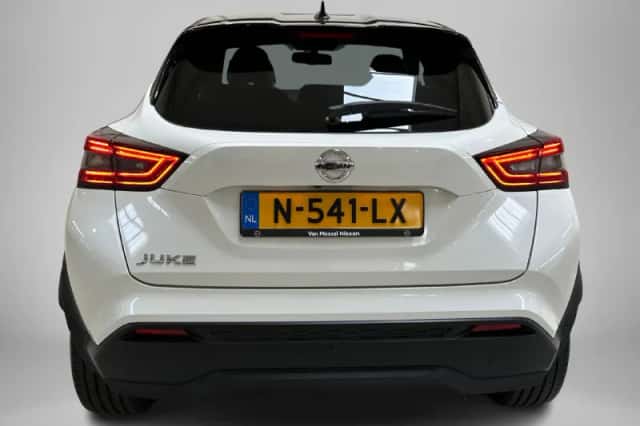 Nissan Juke (2021) thumbnail 3
