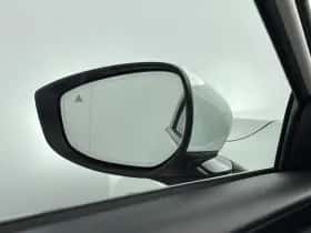 Mazda 3 (2019) thumbnail 22