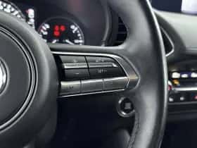 Mazda 3 (2019) thumbnail 6