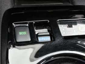 Nissan Leaf (2022) thumbnail 11