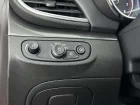 Opel Mokka (2017) thumbnail 25