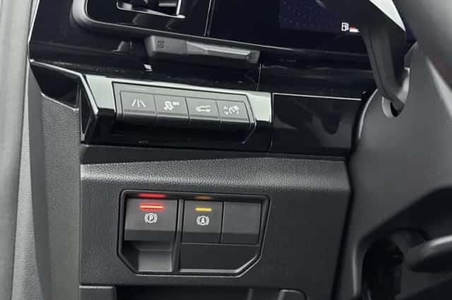 Renault Austral (2024) thumbnail 13
