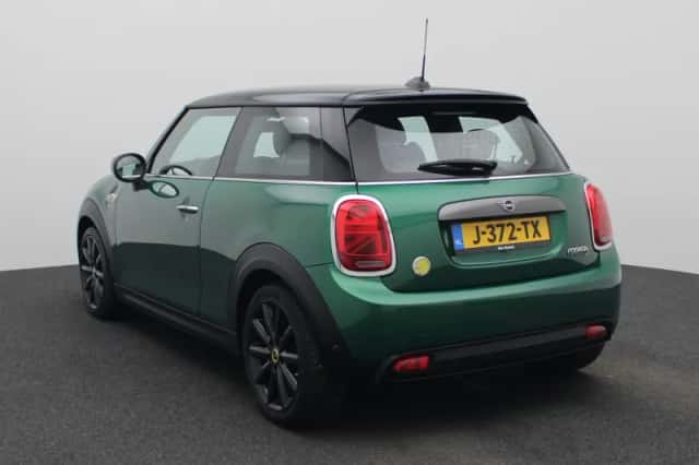 MINI Electric (2020) thumbnail 2