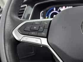 Volkswagen Tiguan (2023) thumbnail 8