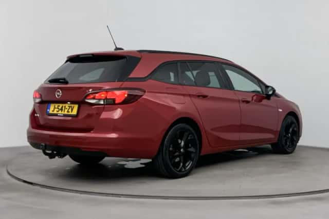Opel Astra (2020) thumbnail 4