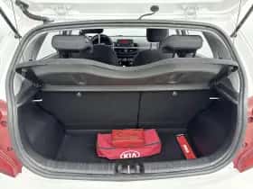 Kia Picanto (2021) thumbnail 20