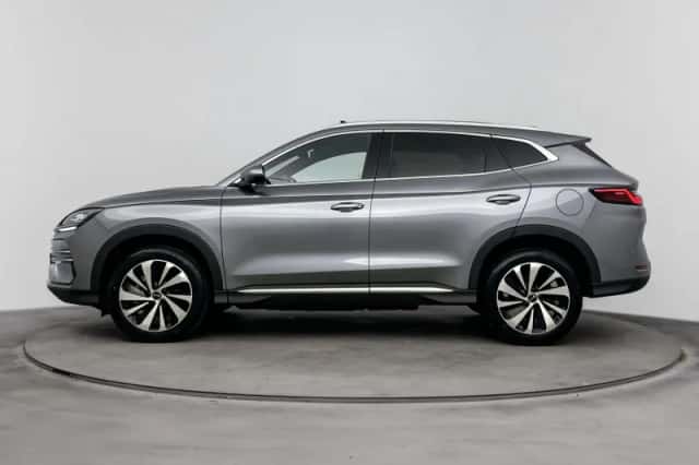 BYD Seal U (2026) thumbnail 2