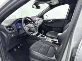 Ford Kuga (2021) thumbnail 19