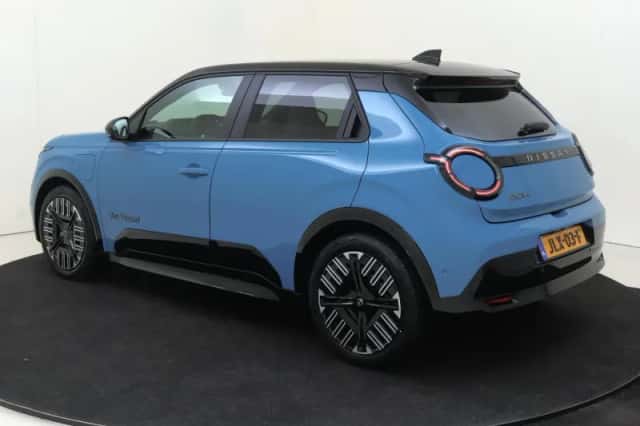Nissan Micra (2025) thumbnail 3