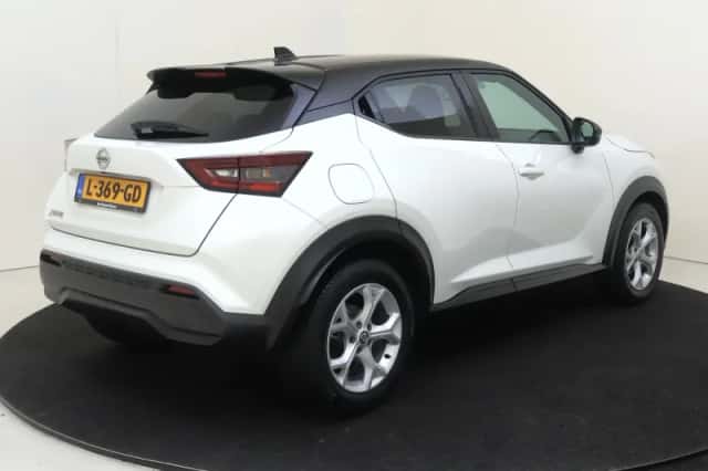 Nissan Juke (2021) thumbnail 5