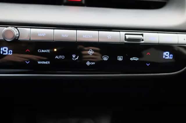 Hyundai Ioniq 5 (2024) thumbnail 21