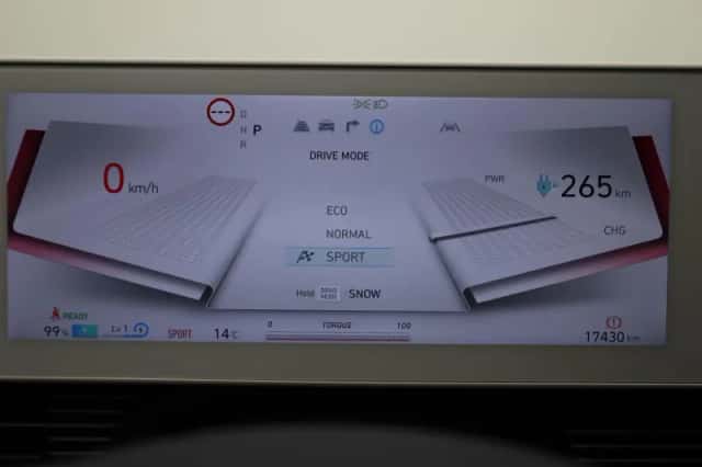 Hyundai Ioniq 5 (2024) thumbnail 31