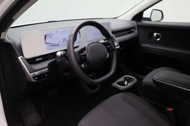 Hyundai Ioniq 5 (2024) thumbnail 34