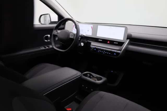 Hyundai Ioniq 5 (2024) thumbnail 41