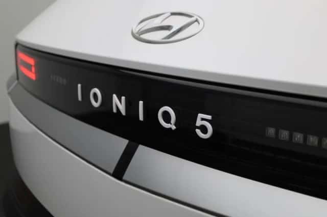Hyundai Ioniq 5 (2024) thumbnail 44
