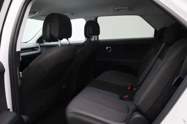 Hyundai Ioniq 5 (2024) thumbnail 10