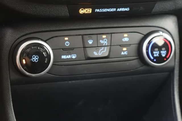 Ford Fiesta (2021) thumbnail 18