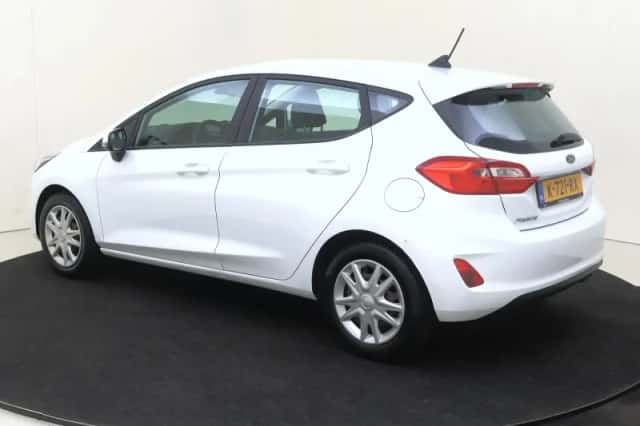 Ford Fiesta (2021) thumbnail 3