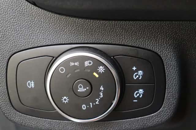 Ford Fiesta (2021) thumbnail 21