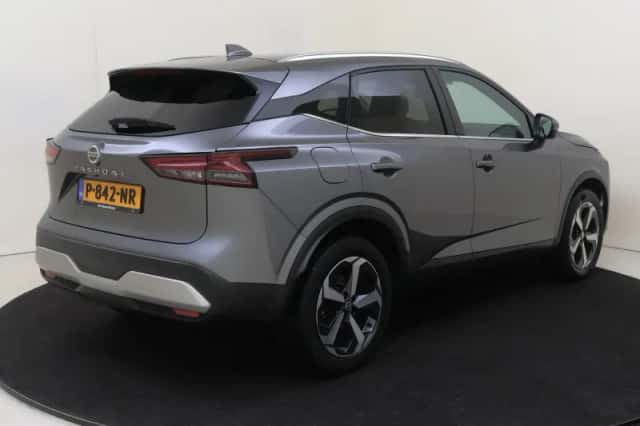 Nissan Qashqai (2022) thumbnail 5
