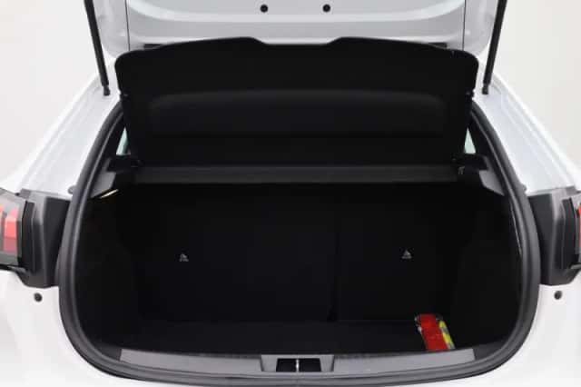 Peugeot 208 (2022) thumbnail 14