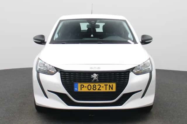 Peugeot 208 (2022) thumbnail 3