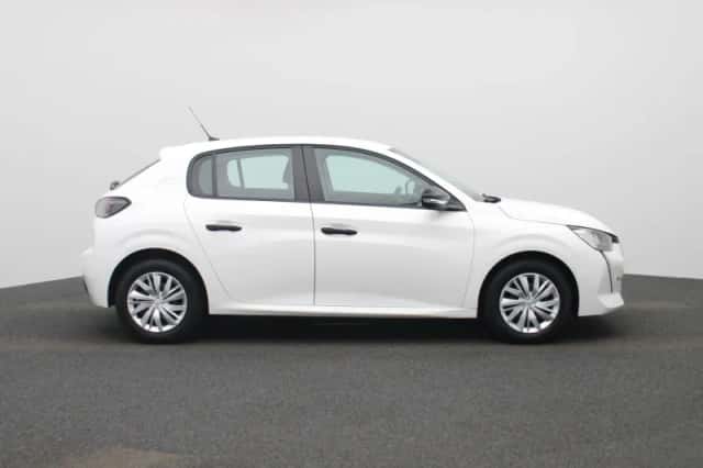 Peugeot 208 (2022) thumbnail 6