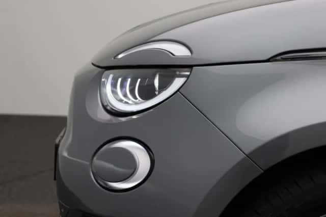 Fiat 500C (2022) thumbnail 16