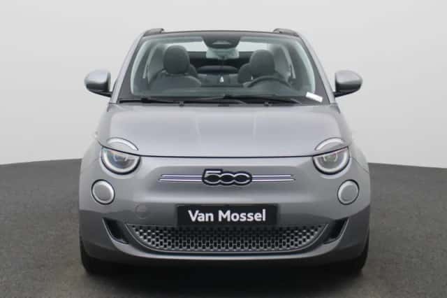 Fiat 500C (2022) thumbnail 3
