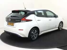 Nissan Leaf (2021) thumbnail 4