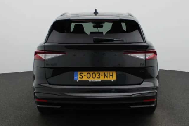 Škoda Enyaq (2023) thumbnail 5