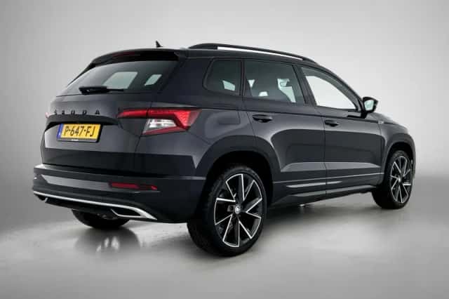 Škoda Karoq (2022) thumbnail 4